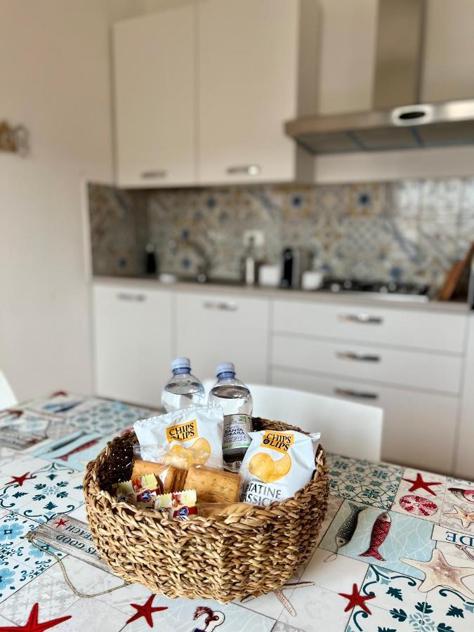 Sea Breeze House Apartment ฟิวมิชีโน ภายนอก รูปภาพ